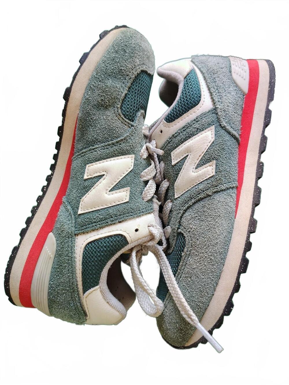 New Balance The Classic 574 Kids Shoes - Picture 2 of 8